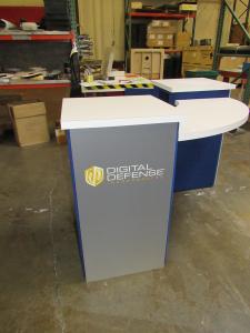 DI-660 (DI-662) Portable Pedestal with Curved Counter Top and Locking Storage