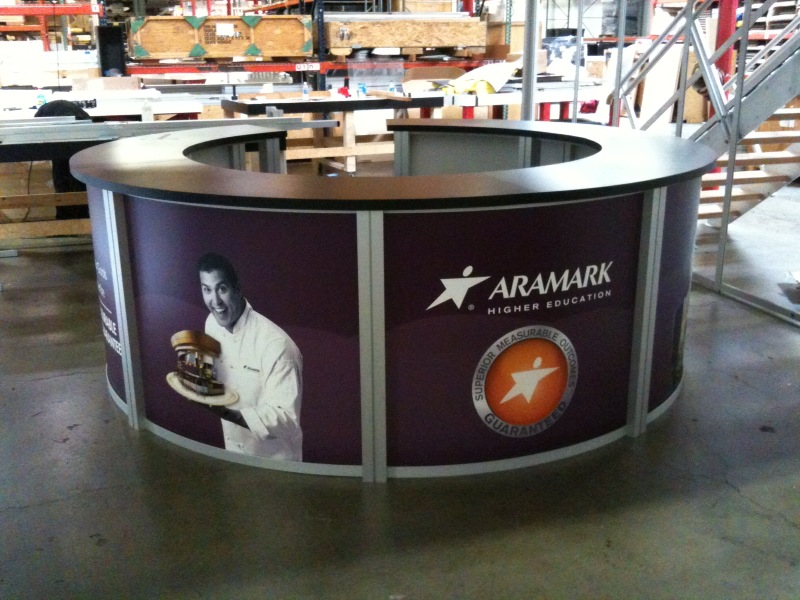 Exhibit Design Search RE1226 / Circular Counter (Rental Accessories